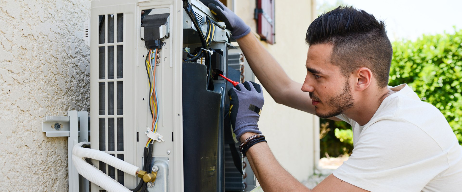 Choosing the Right Air Conditioner Replacement Service